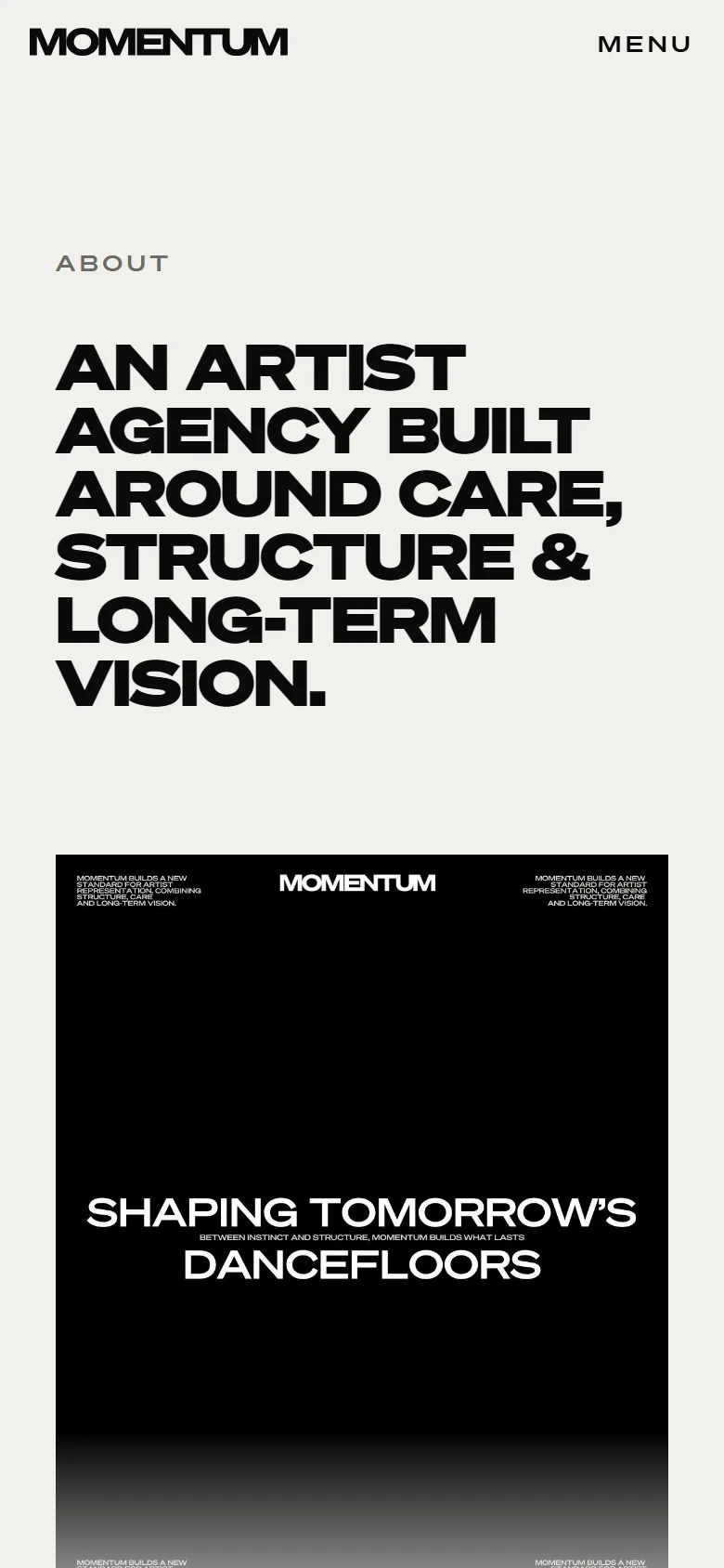 Page About de Momentum sur téléphone, avec le visuel noir « Shaping tomorrow’s dancefloors ».